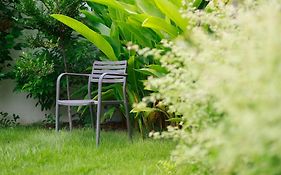 Huahin Place Guest House